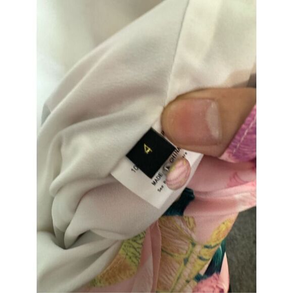 Dress  - Picture 4 of 10